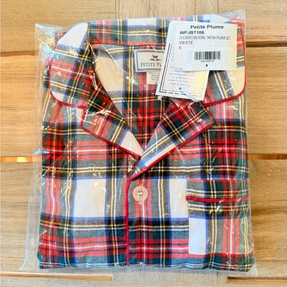NWT PETITE PLUME Holiday Christmas Pajama Set in Balmoral Tartan, 6 - Picture 5 of 7